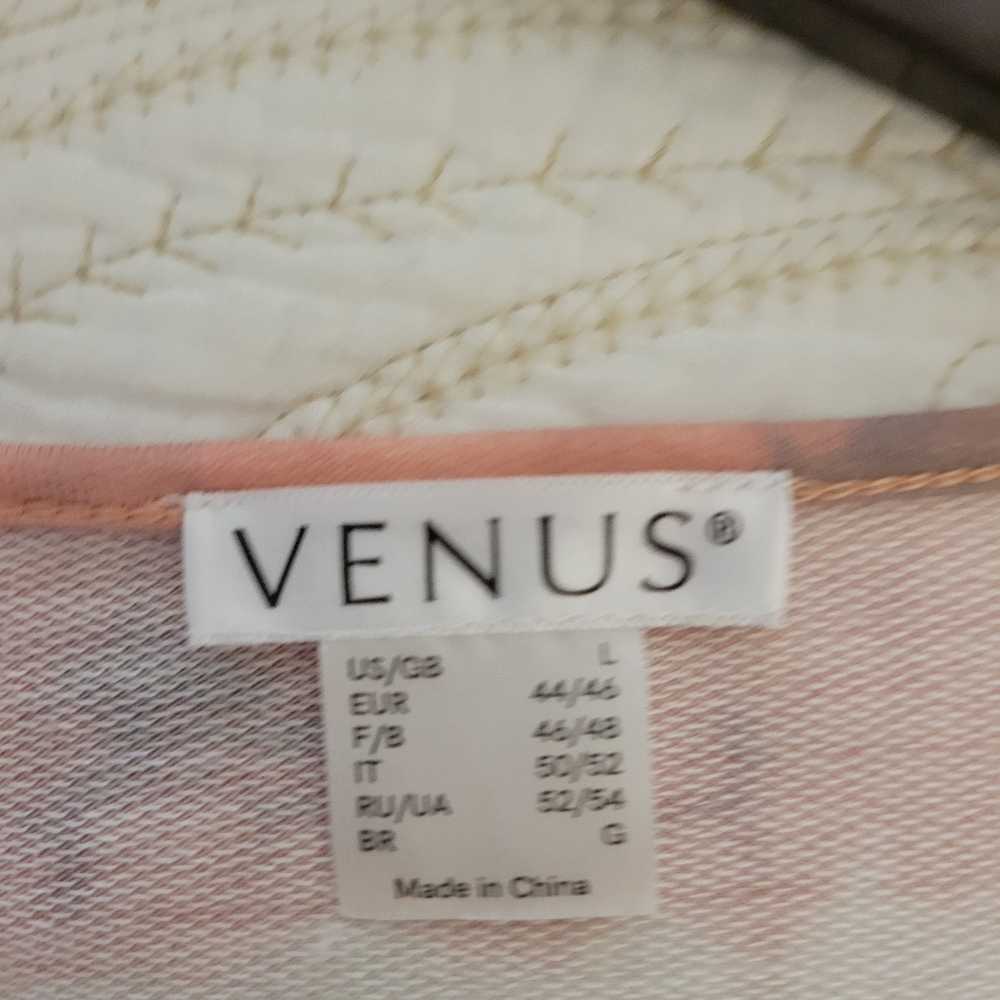 VENUS Elegant White and Pink Dress with Long Sleeves